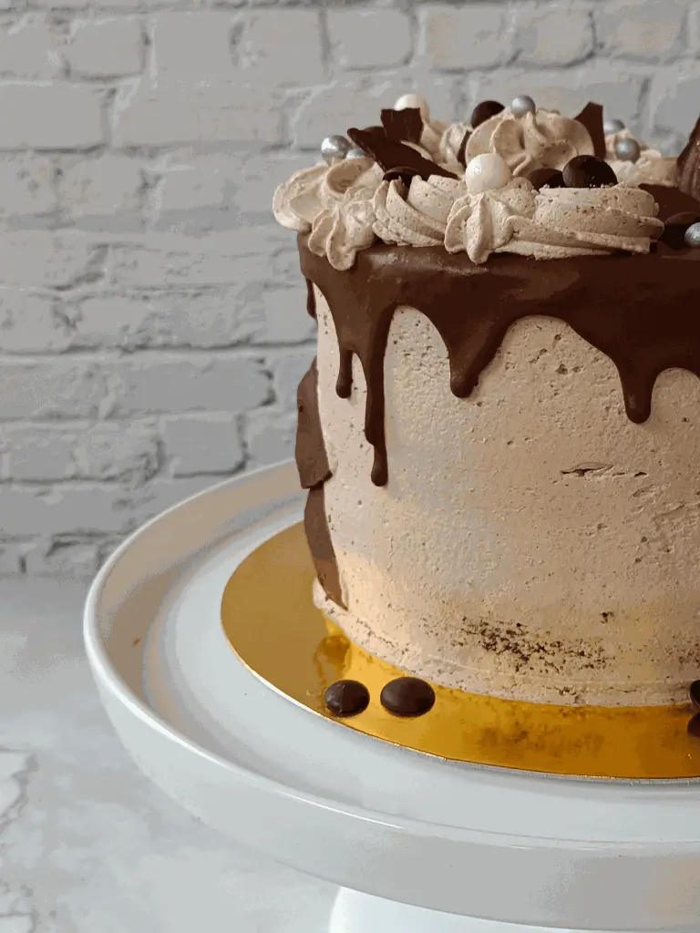 tarta-bosque-de-chocolate-1.webp