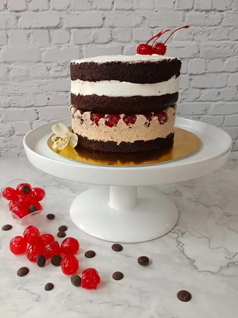 Tarta Selva Negra (8-10 personas, Con lactosa, Con gluten)