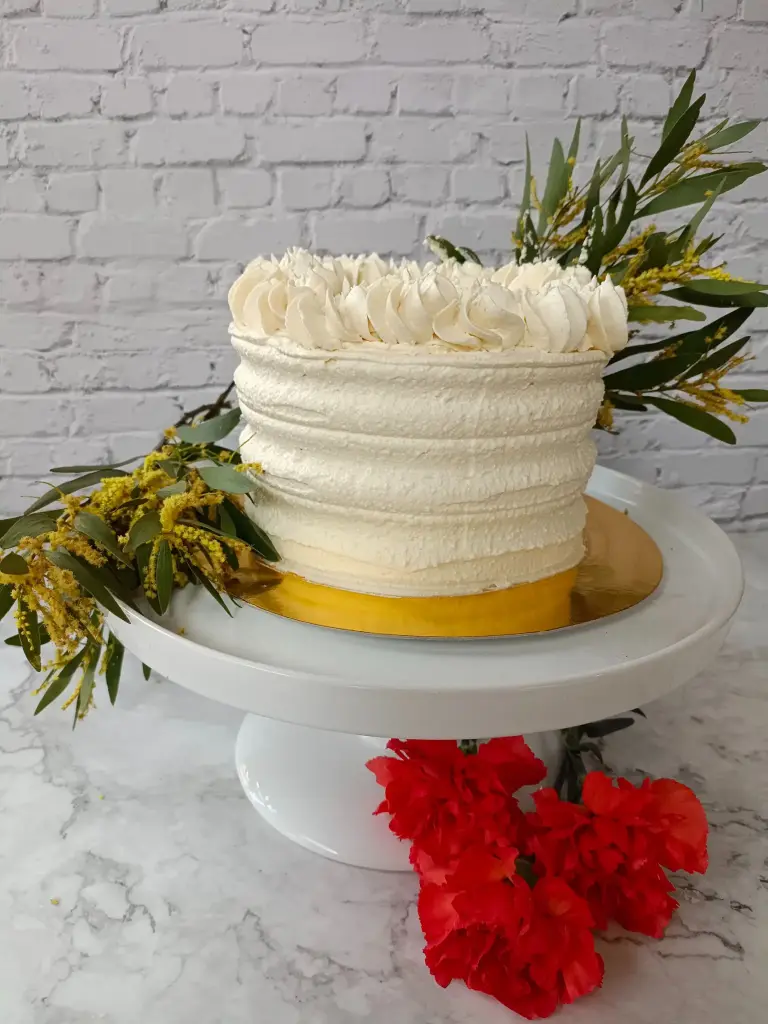 Tarta de Zanahoria y crema de queso (8-10 personas, Con lactosa, Con azucar, Con gluten)