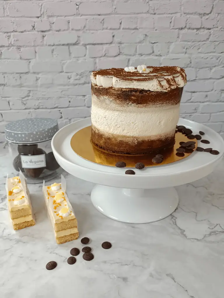 Tarta Tiramisú (8-10 personas, Con lactosa, Con gluten)